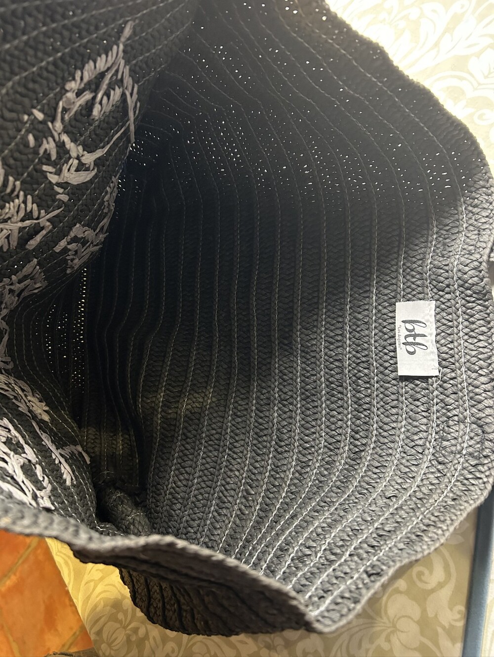 BTB Farmers Market Gray Woven Tote Bag - Picture 4 of 6